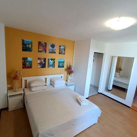 Old Town View Studio Bukarest Exterior foto