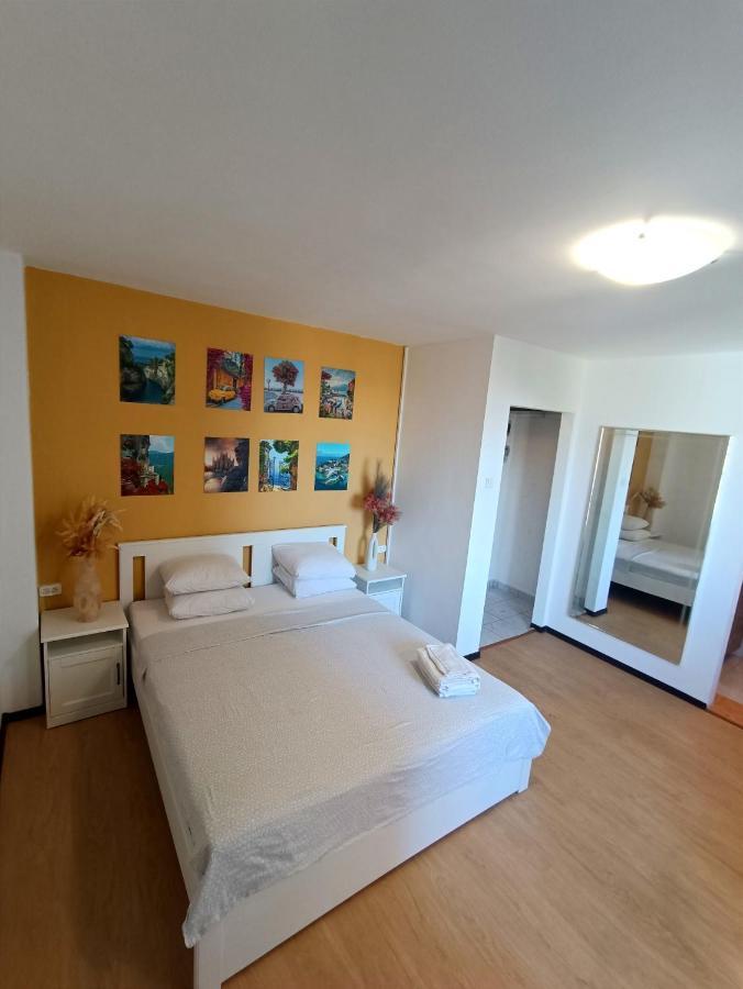 Old Town View Studio Bukarest Exterior foto